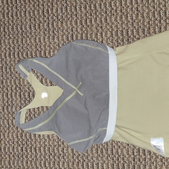 Mountain Hardwear Active Top Size Medium Grey Yellow Built in Bra - Picture 5 of 5